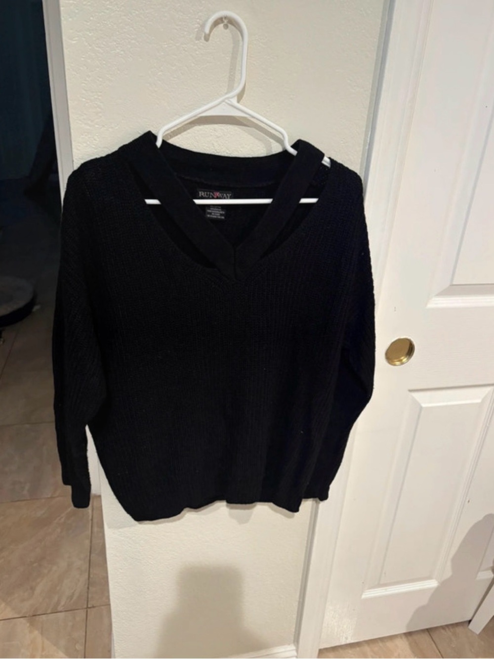 RUNWAY Black V-Neck Women's Sweater